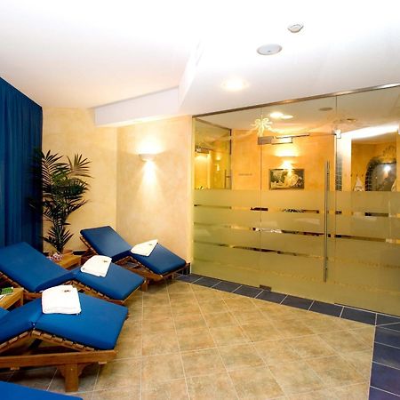 Hotel & Wellness Fra I Pini Ліньяно-Сабб'ядоро Екстер'єр фото