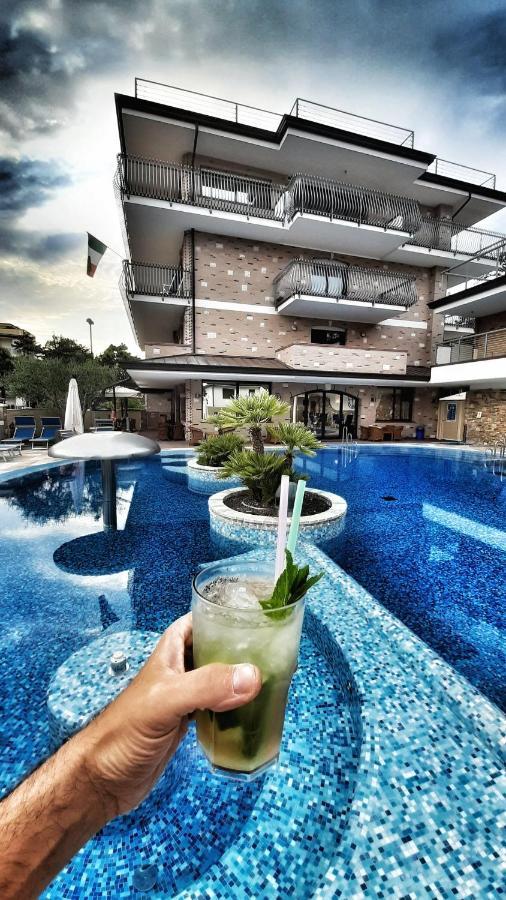 Hotel & Wellness Fra I Pini Ліньяно-Сабб'ядоро Екстер'єр фото
